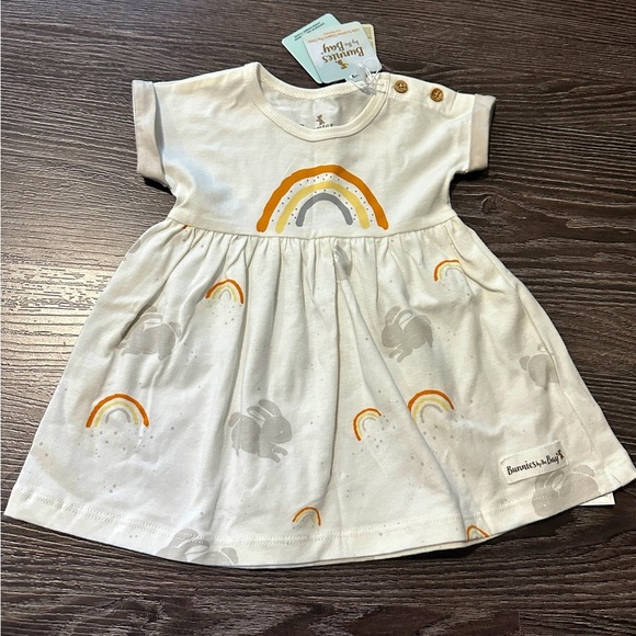 Bunnies by the Bay, organic cotton dress, NWTS, sz3-6 months, rainbows bunnies - Picture 1 of 4